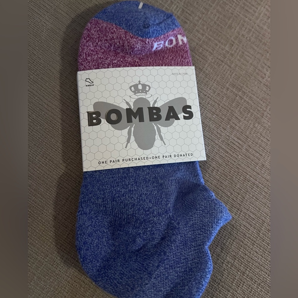 BOMBAS women's ankle socks.